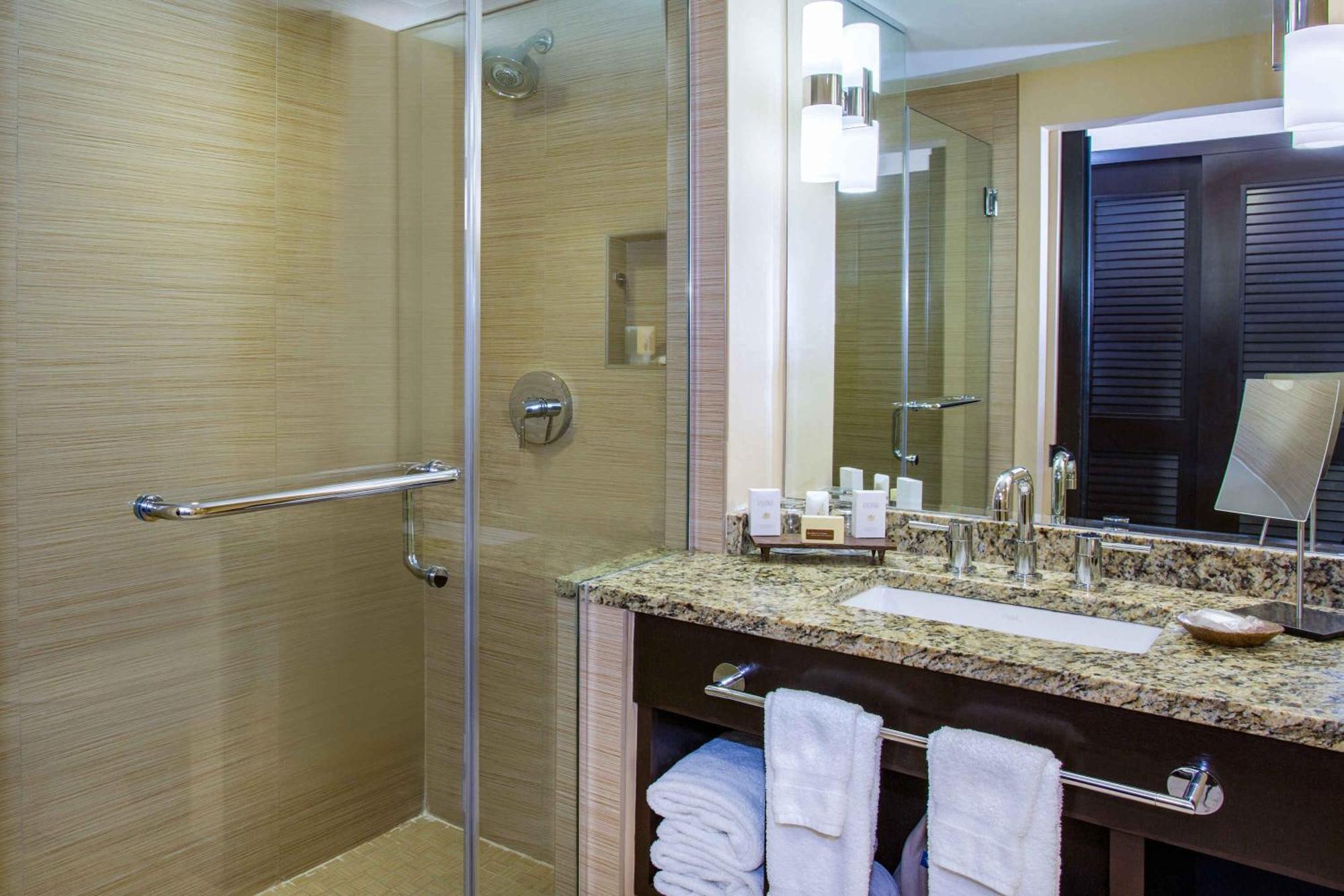 Quarto Wellness com Cama King-size e Vista Frontal do Mar - Não Fumantes